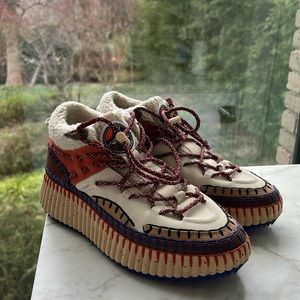 Chloe Nama mountain sneaker
Suede calfskin & shearling Vintage Brown